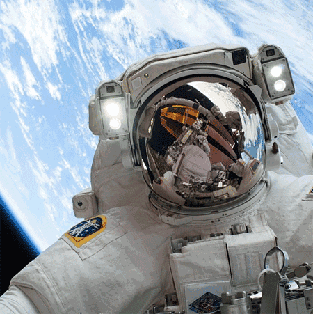 nasa宇航员的日常比火星种土豆更刺激